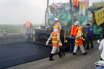 Sử dụng kinh phí quản lý, bảo trì đường bộ