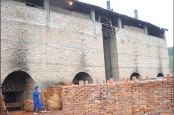 Dừng đầu tư mới, đầu tư mở rộng các cơ sở sản xuất gạch đất sét nung