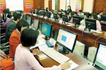 Đẩy mạnh ứng dụng phát triển công nghệ thông tin