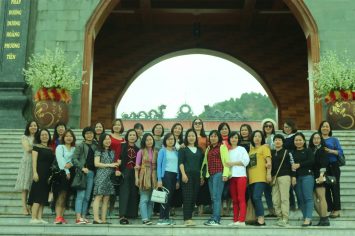 Công đoàn Viện tổ chức cho nữ cán bộ, công đoàn viên tham quan dã ngoại nhân dịp kỷ niệm Ngày Phụ nữ Việt Nam