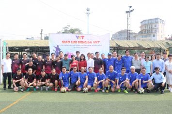 Giao lưu bóng đá chào mừng 47 năm ngày thành lập Viện Kinh tế xây dựng