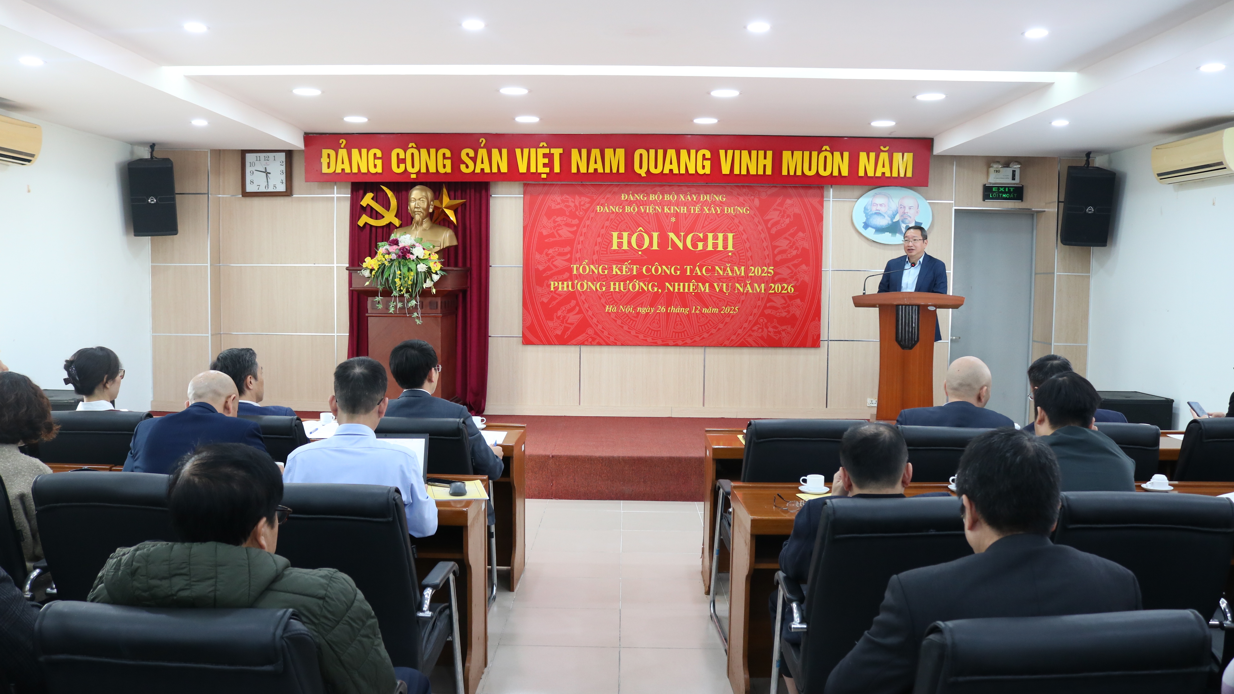 Đảng bộ Viện Kinh tế xây dựng tổng kết công tác năm 2025, triển khai nhiệm vụ trọng tâm năm 2026