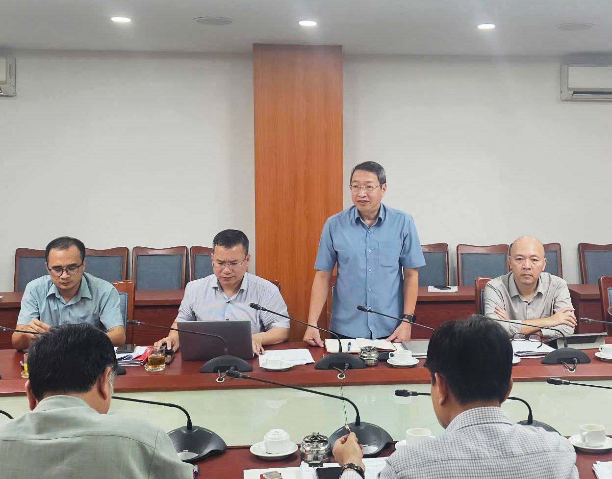 Đoàn công tác Đảng ủy Bộ Xây dựng làm việc, nắm tình hình tại Đảng bộ Viện Kinh tế xây dựng
